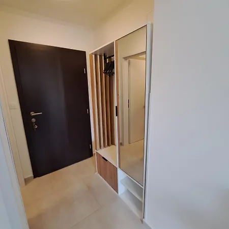 Liam Apartment *